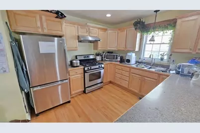 42 Castine St #1, Worcester, MA 01606 - Photo 10