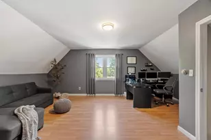 15 Bennett St, Hudson, MA 01749 - Photo 32