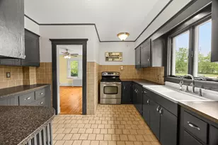 955 Middle Rd, Acushnet, MA 02743 - Photo 8