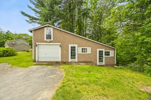 955 Middle Rd, Acushnet, MA 02743 - Photo 4