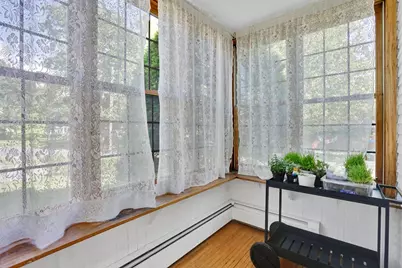 111 Magnolia Ter, Springfield, MA 01108 - Photo 10