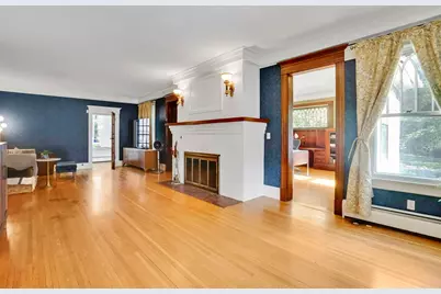 111 Magnolia Ter, Springfield, MA 01108 - Photo 6