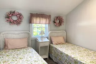 10 Wharf Ave, Mashpee, MA 02649 - Photo 18