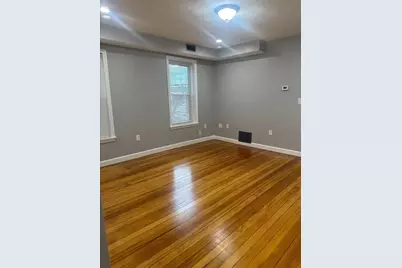 90 Chestnut St #3, Chelsea, MA 02150 - Photo 2