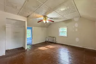 484 S Franklin St, Holbrook, MA 02343 - Photo 6