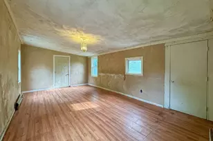 484 S Franklin St, Holbrook, MA 02343 - Photo 24