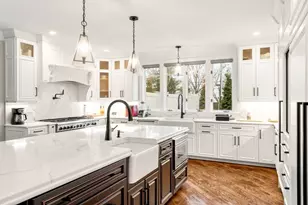 7 Schoolmaster Ln, Dedham, MA 02026 - Photo 6