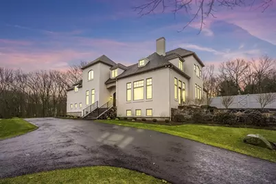 7 Schoolmaster Ln, Dedham, MA 02026 - Photo 2