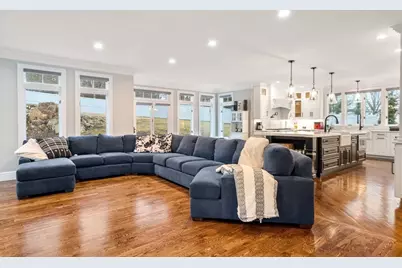 7 Schoolmaster Ln, Dedham, MA 02026 - Photo 8