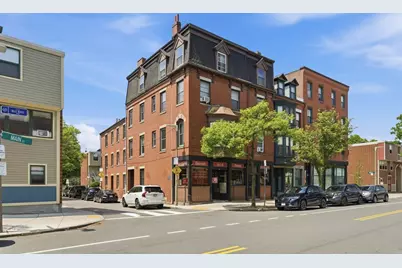 250-252 Main St #3R, Boston, MA 02129 - Photo 2