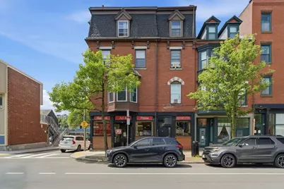 250-252 Main St #3R, Boston, MA 02129 - Photo 1