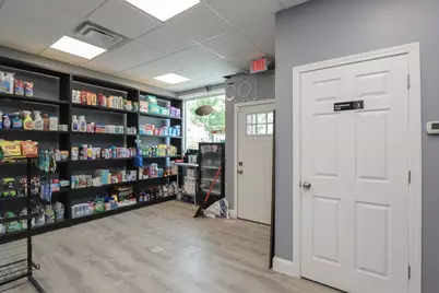 10 Taylor St, Chicopee, MA 01020 - Photo 28