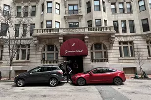 8 Garrison St, Boston, MA 02116 - Photo 6