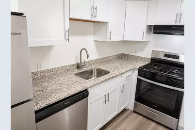 476 Riverside Dr #204, Lawrence, MA 01841 - Photo 2