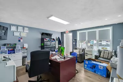 365 Elm St, Bridgewater, MA 02324 - Photo 26