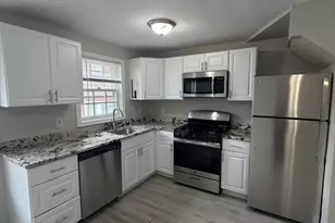 84 Cabot St, Beverly, MA 01915 - Photo 2