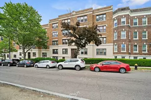 1653 Commonwealth Ave, Boston, MA 02135 - Photo 20