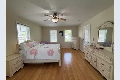 266 Christopher Dr, Springfield, MA 01129 - Photo 12