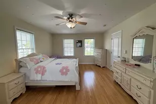 266 Christopher Dr, Springfield, MA 01129 - Photo 12