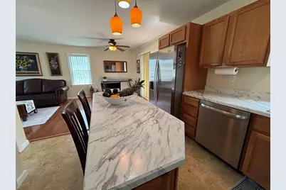 266 Christopher Dr, Springfield, MA 01129 - Photo 10