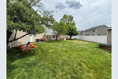 266 Christopher Dr, Springfield, MA 01129 - Photo 22