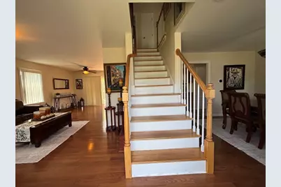 266 Christopher Dr, Springfield, MA 01129 - Photo 4