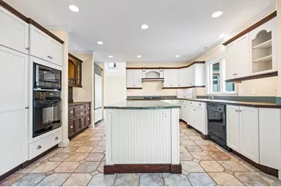42 Oak Bluff Cir, Plymouth, MA 02360 - Photo 14