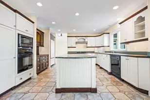 42 Oak Bluff Cir, Plymouth, MA 02360 - Photo 14