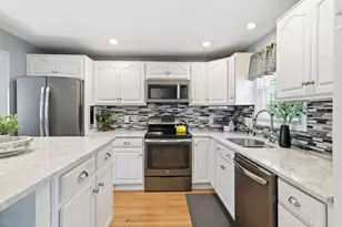 71 Albany St, Brockton, MA 02301 - Photo 10