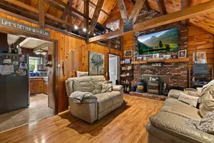 4A Fletcher St, Plainville, MA 02762 - Photo 6
