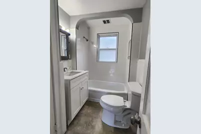 121 Boston #2, Salem, MA 01970 - Photo 4