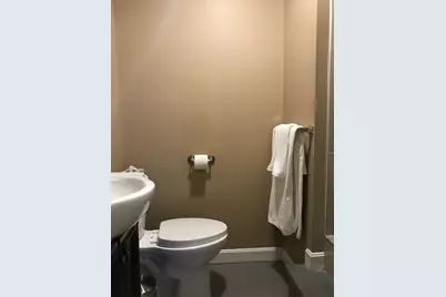 12 Bay State Rd #3R, Boston, MA 02215 - Photo 8