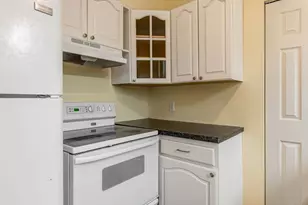 160 Salem St, Haverhill, MA 01835 - Photo 16