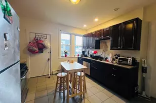 137 Saint Alphonsus, Boston, MA 02120 - Photo 2