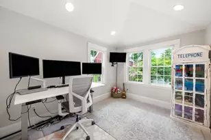 678 Boston Post Rd, Weston, MA 02493 - Photo 14