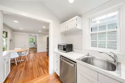 678 Boston Post Road, Weston, MA 02493 - Photo 12