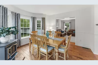 19 Old Farm Rd, Douglas, MA 01516 - Photo 8