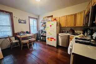 109 Calumet, Boston, MA 02120 - Photo 8