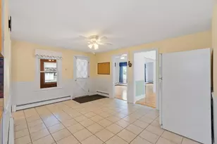156 Gershom Ave, Lowell, MA 01854 - Photo 8