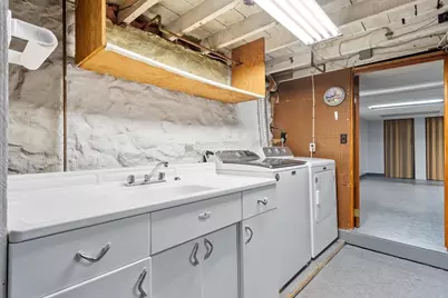 156 Gershom Ave, Lowell, MA 01854 - Photo 30