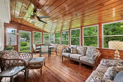 92 Morningside Dr, Longmeadow, MA 01106 - Photo 16