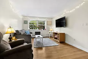 10 Commonwealth Ct, Boston, MA 02135 - Photo 4