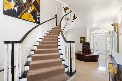 40 Singletree Rd, Brookline, MA 02467 - Photo 2