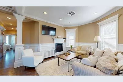 539 E 7th St #3, Boston, MA 02127 - Photo 6
