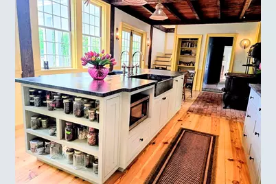 130 West Rd, Petersham, MA 01366 - Photo 10