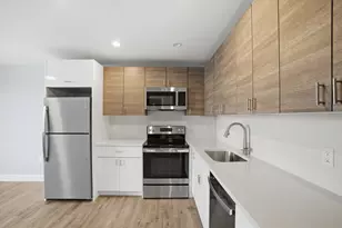 632 Centre St, Boston, MA 02139 - Photo 4
