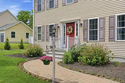 7 Whispering Pines Dr, Plymouth, MA 02360 - Photo 2