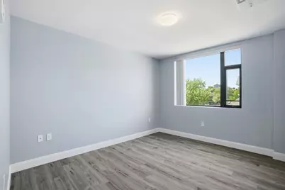 632 Centre St #301, Boston, MA 02139 - Photo 8