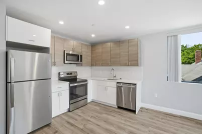 632 Centre St #303, Boston, MA 02139 - Photo 1