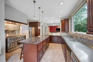 305 Andover St, Lowell, MA 01852 - Photo 18